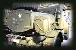 TRUCK, 15-cwt, 4x4, Water, Chevrolet 8444/C15A_6