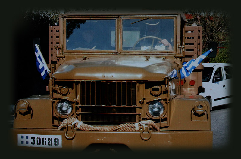 TRUCK, 2 1/2-ton, 6x6 REO M35_9
